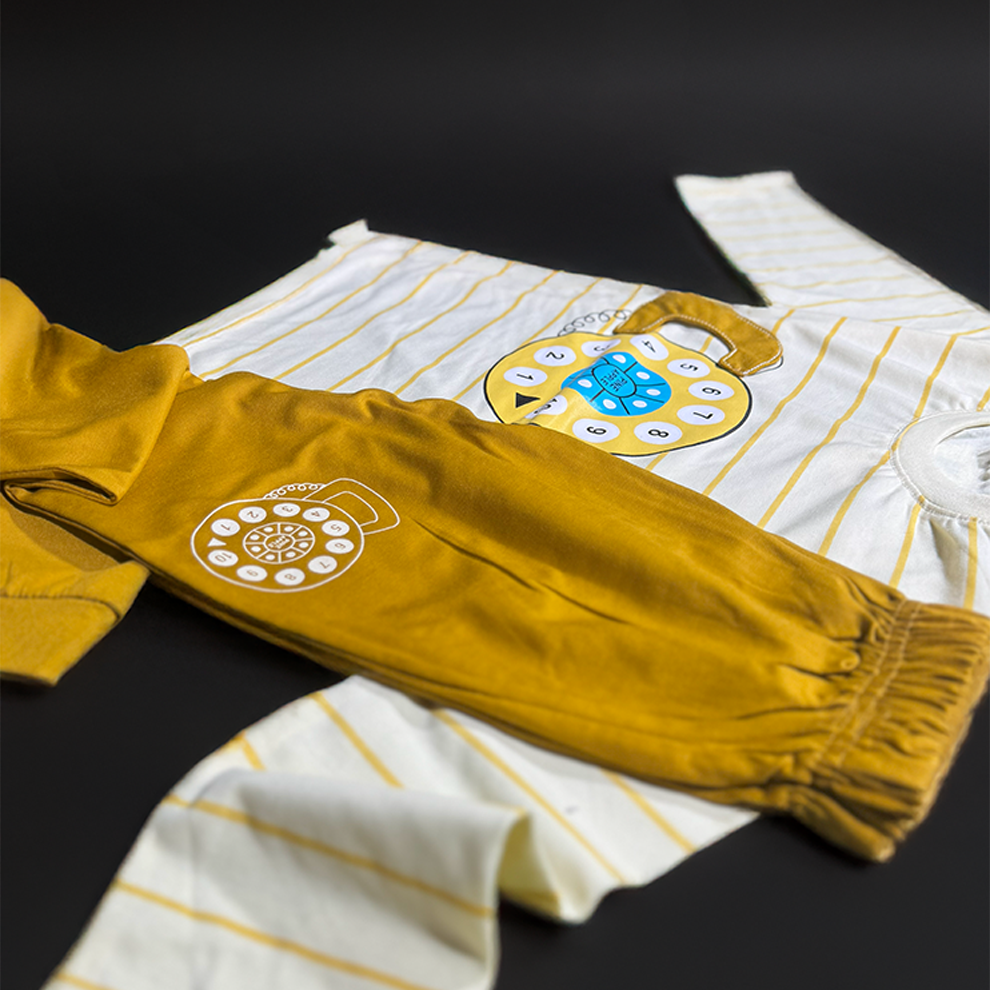 Retro Rotary Phone Outfit