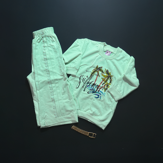 Surfing Pre Winter Pair